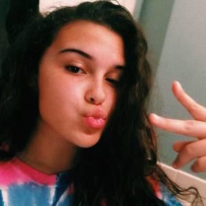 Meet your Posher, Renee